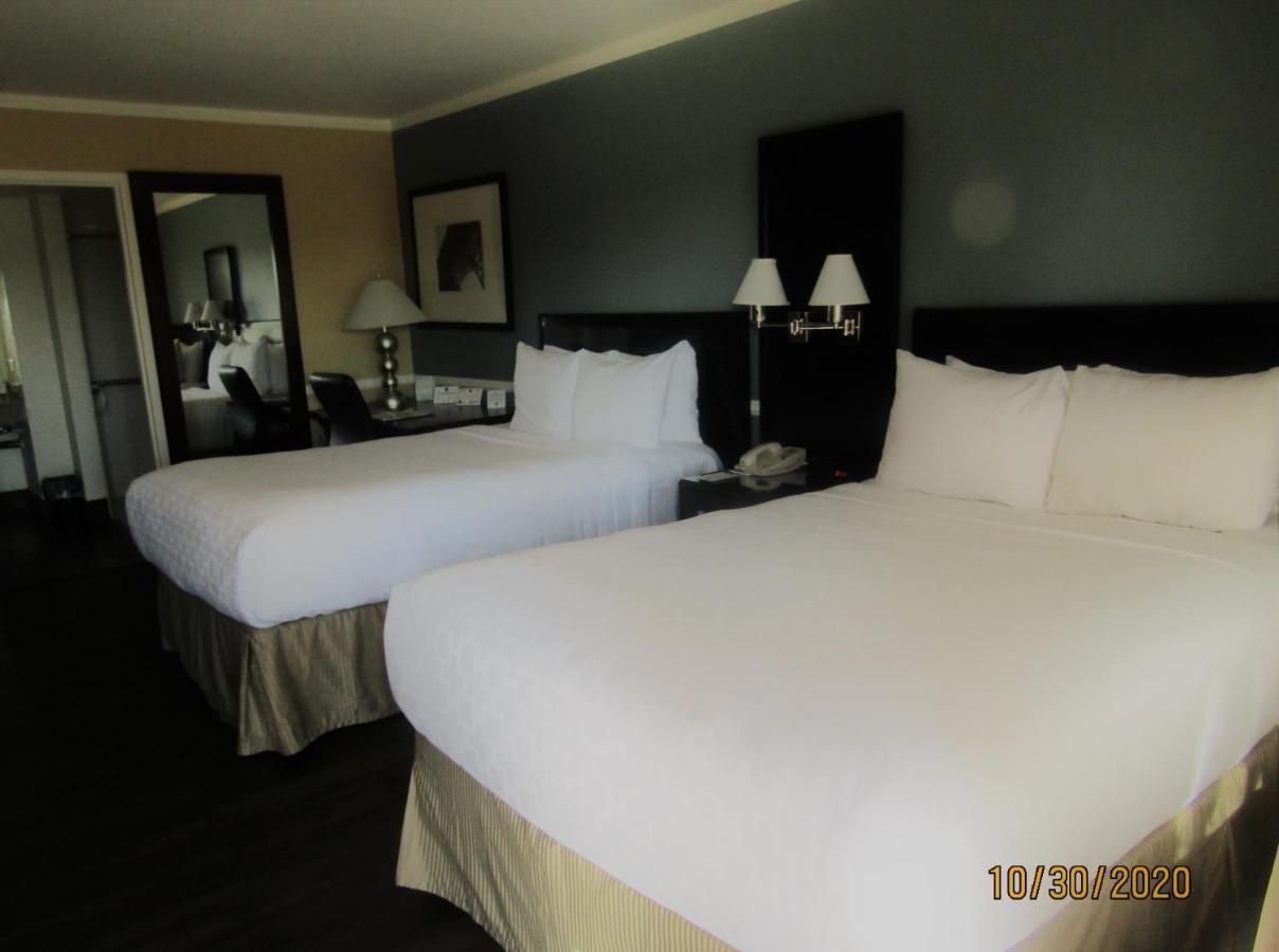 Clarion Near China Naval Station Inn