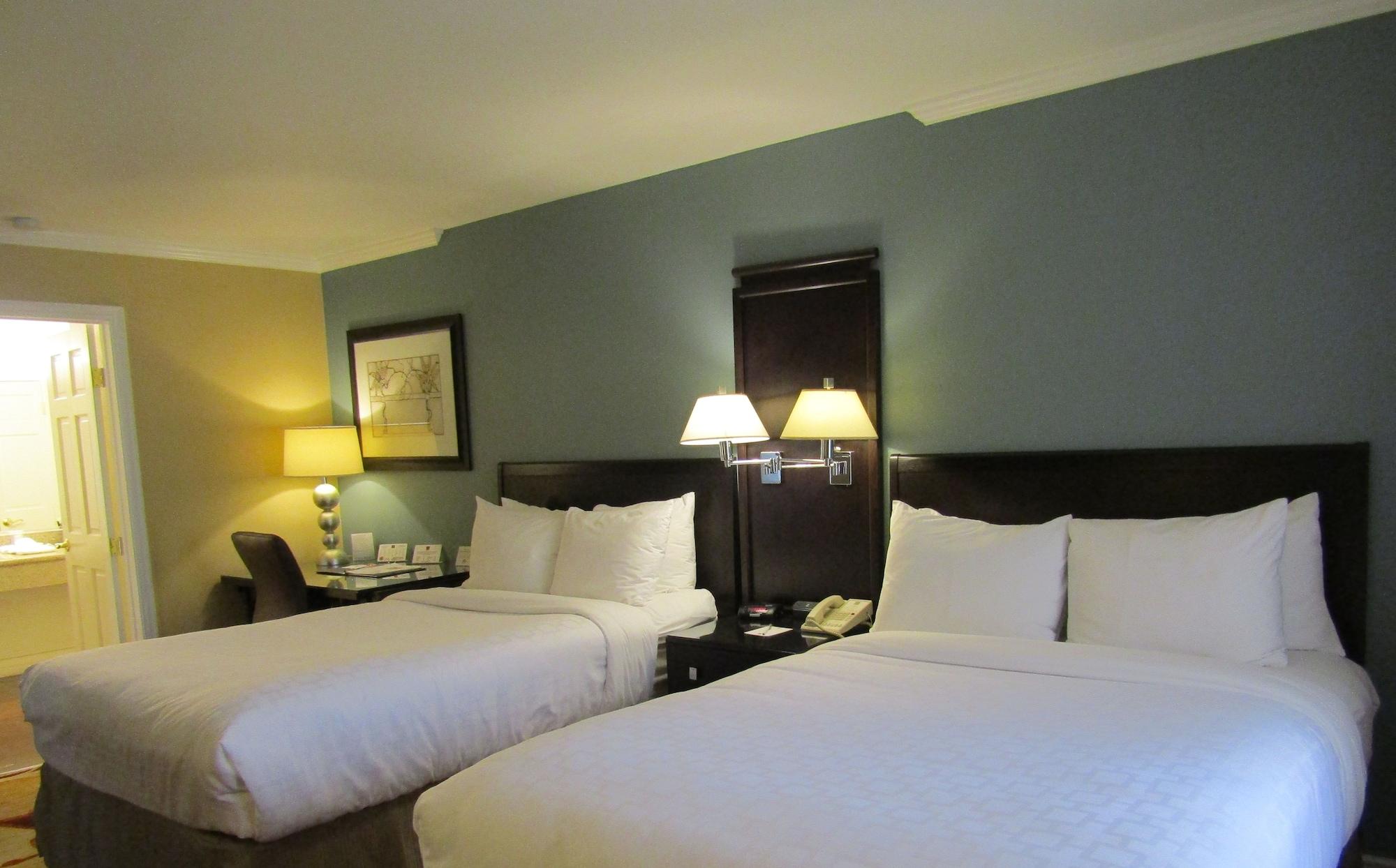 Inn Clarion Near China Naval Station