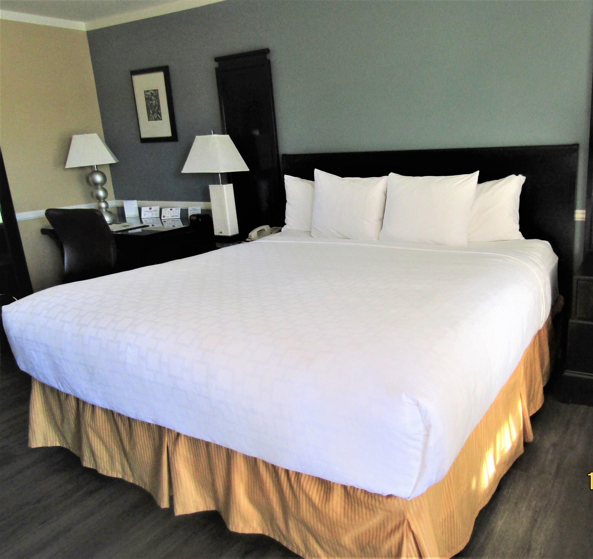 Clarion Near China Naval Station Inn Ridgecrest